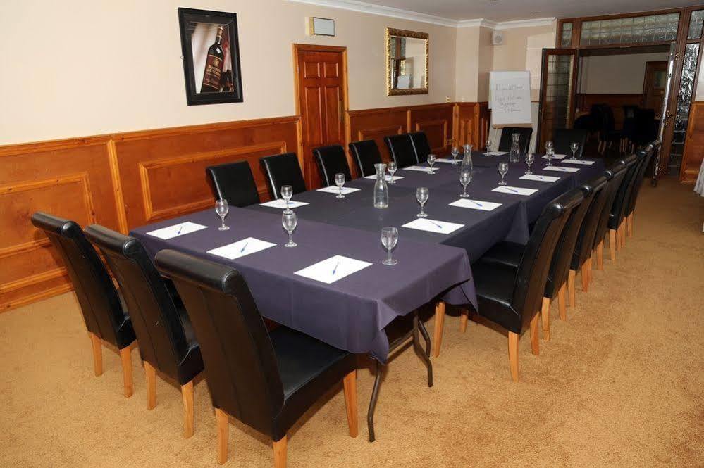Maes Manor Country Hotel Blackwood  Buitenkant foto