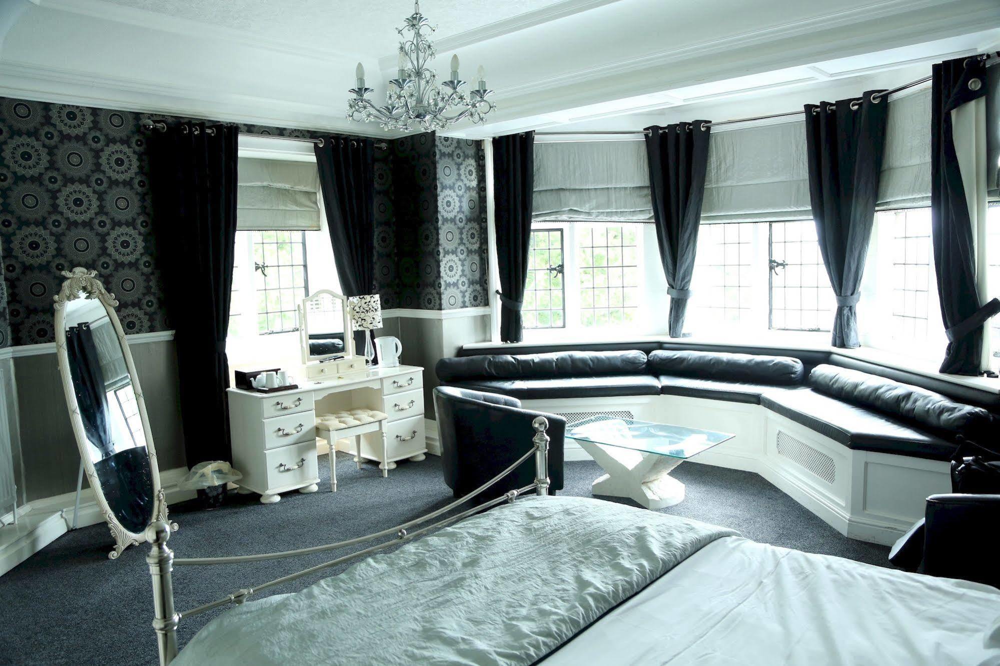 Maes Manor Country Hotel Blackwood  Buitenkant foto
