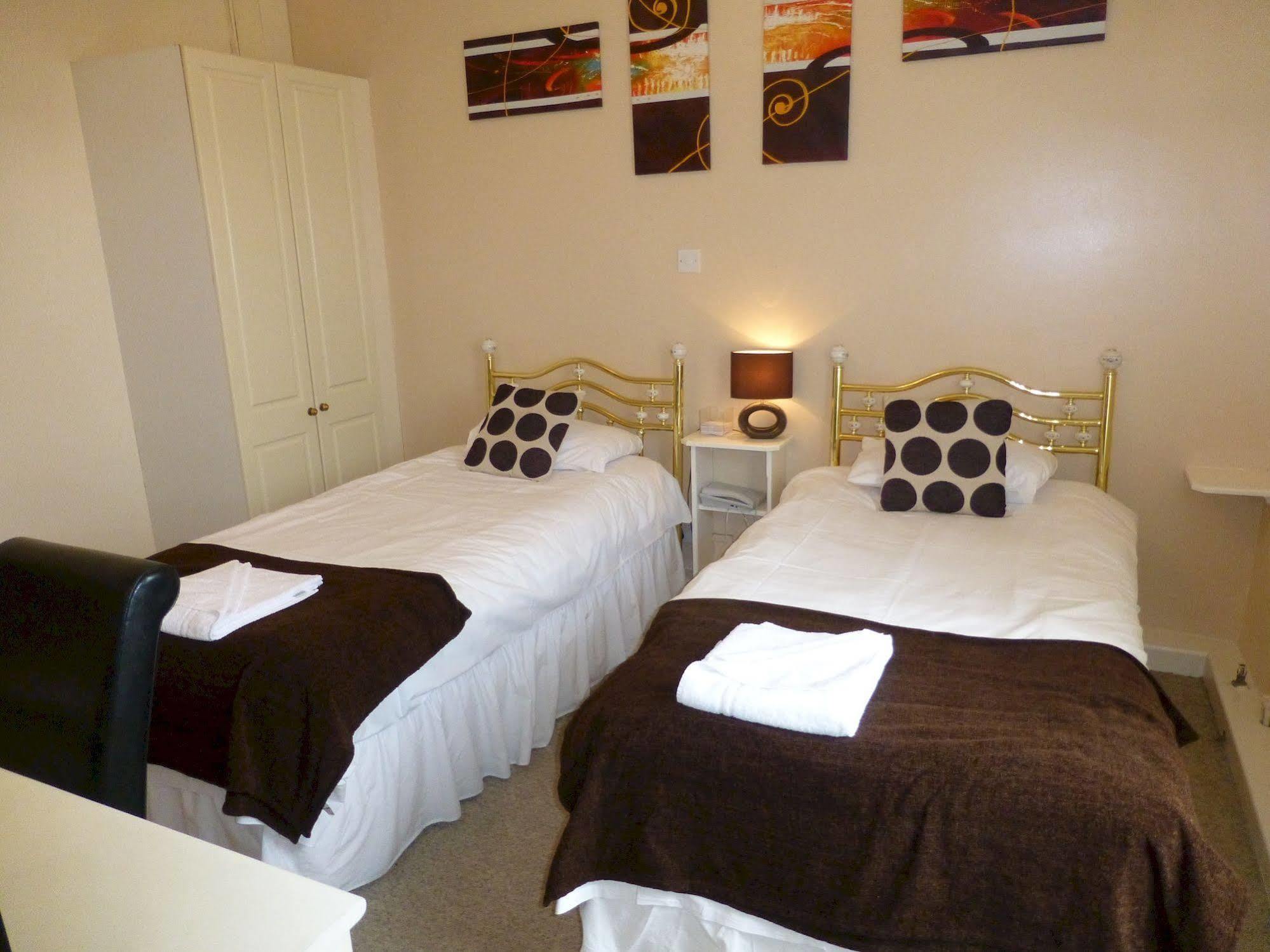 Maes Manor Country Hotel Blackwood  Buitenkant foto
